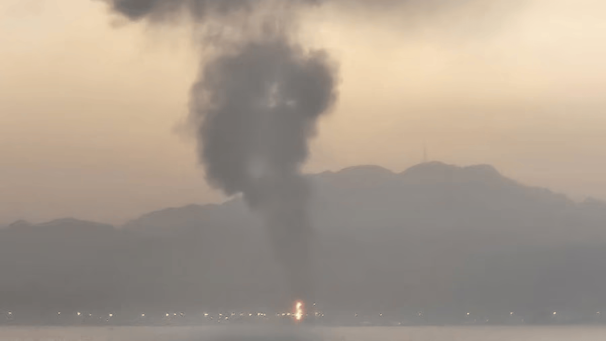 Zjarr i madh në një port të rëndësishëm nafte  Emiratet akuzojnë Iranin për sulm me raketa dhe dronë