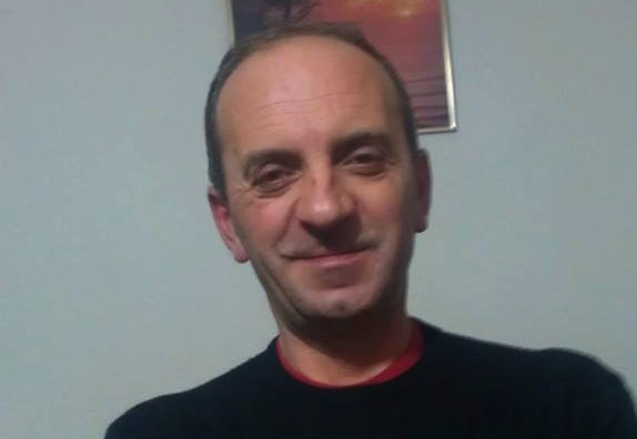 Vdes humorisiti njohur, Fadil Gashi