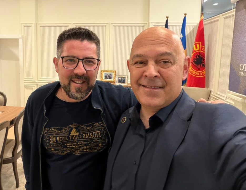 Kunati i Albulena Haxhiut garon në listën e AAK-së!