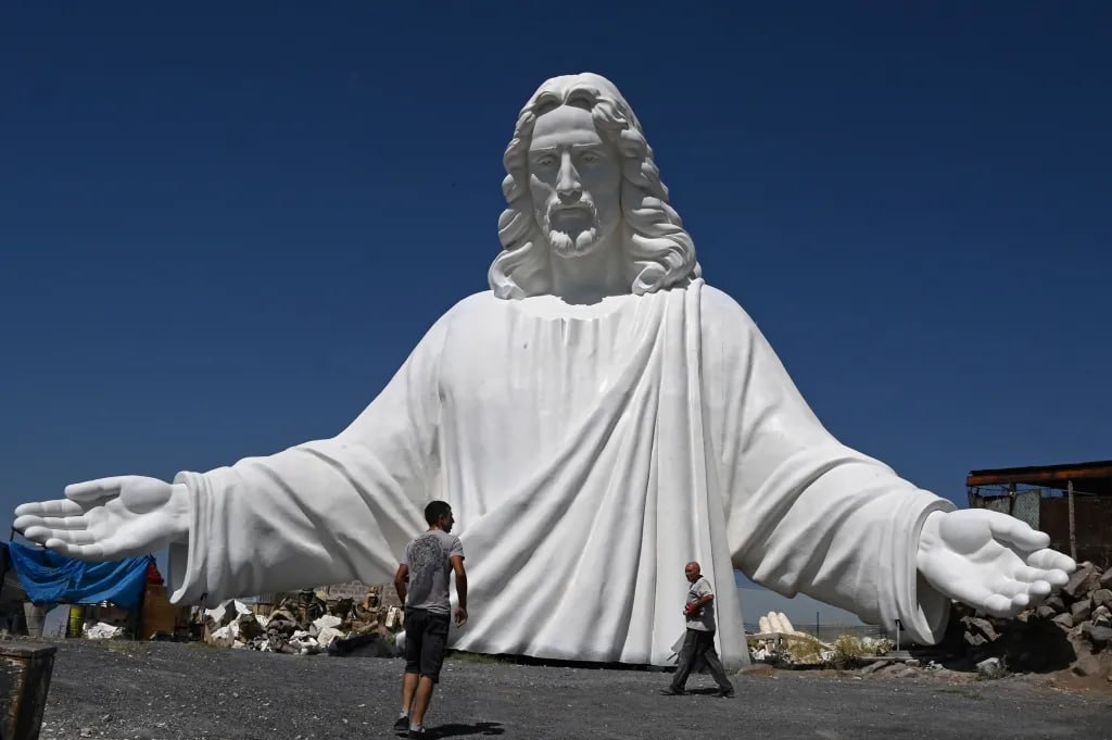 Armenia po ndërton statujën më gjigante të Jezu Krishtit