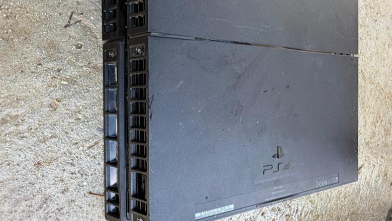 Aksioni ‘blic’ në burgun e Lushnjes e Elbasanit, sekuestrohen PS4 e USB