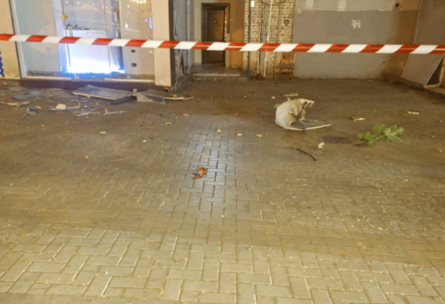 Shpërthim i fuqishëm në Tiranë, i vihet tritoli një apartamenti