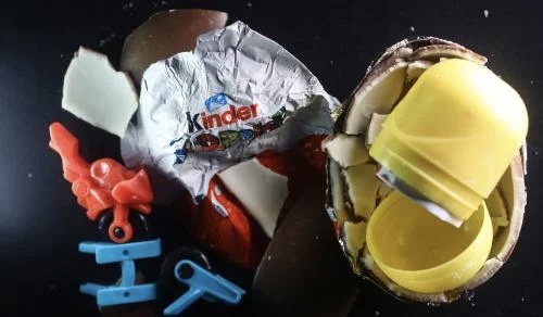 Nga Shqipëria në Belgjikë: “Kinder Surprise” me kokainë çon në pranga 23-vjeçarin