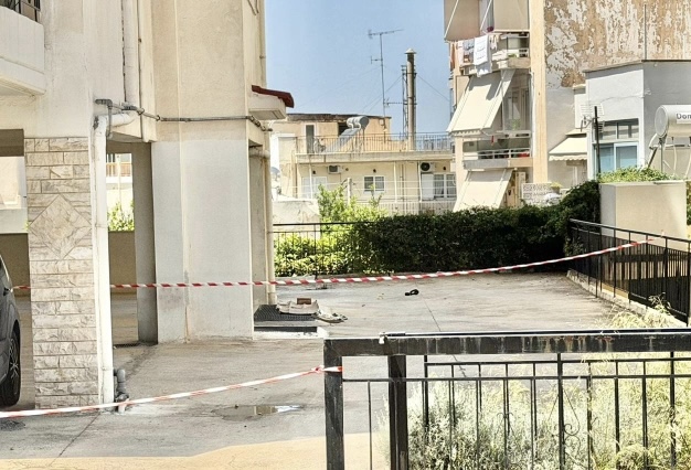Pinë vodka dhe vendosën kufjet  detaje nga vetëhedhja e dy adoleshenteve