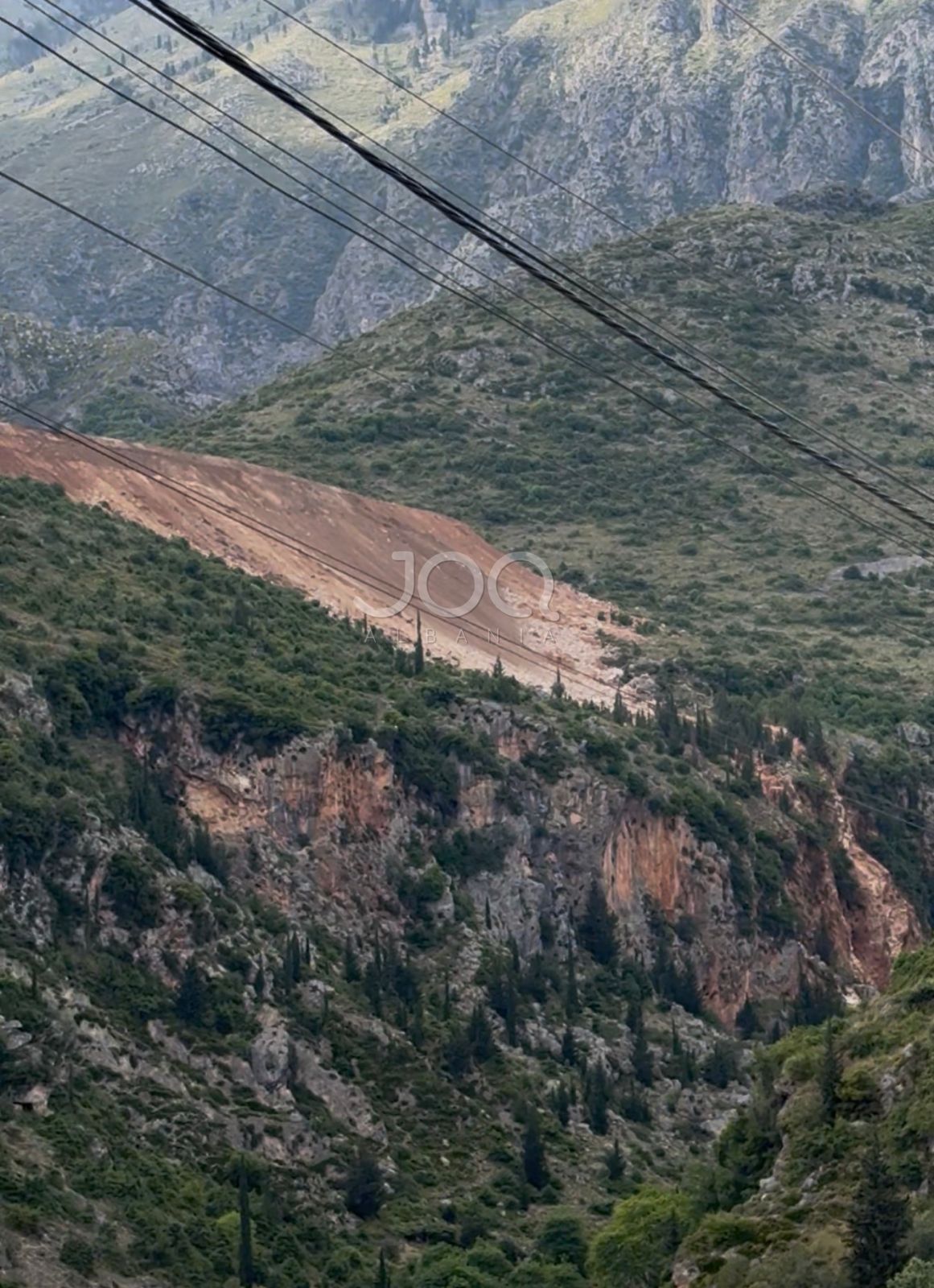  Masakër mjedisore  në Dhërmi  Pamjet nga mali alarmojnë qytetarët