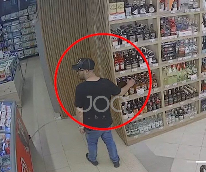  E mori shishen me whiskey nga rafti i supermarketit dhe u largua me shpejtësi 