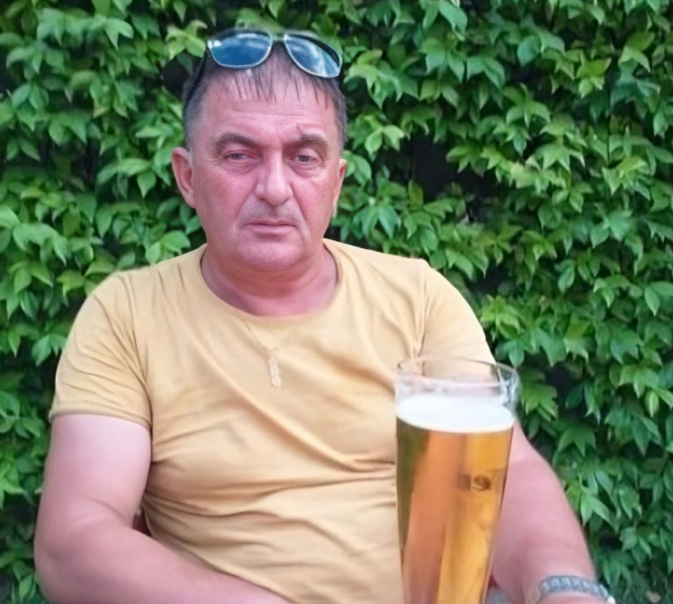 Përplasi për vdekje dy fëmijë  57 vjeçari  Më vrisni  s e meritoj të jetoj  Isha i dehur 