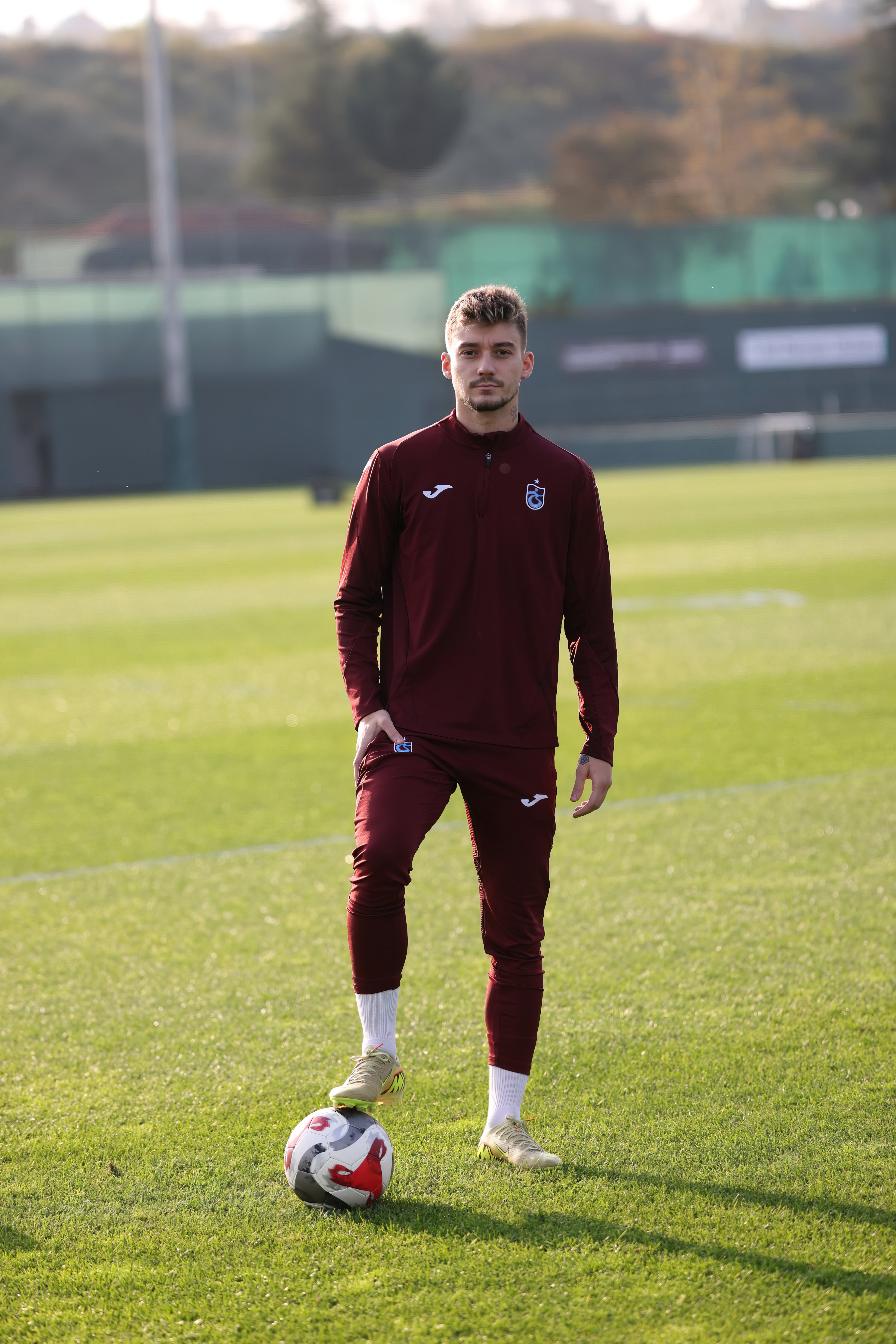 Bindet Trabzonspori  blen përfundimisht  armën bërthamore  të sulmit  Ernest Muçin