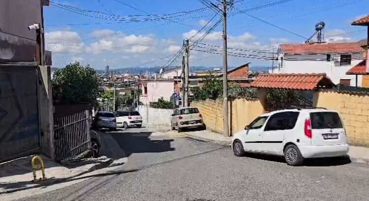 Pezullohet efektivi i plagosur në Shkozë  shpallen në kërkim dy vëllezërit