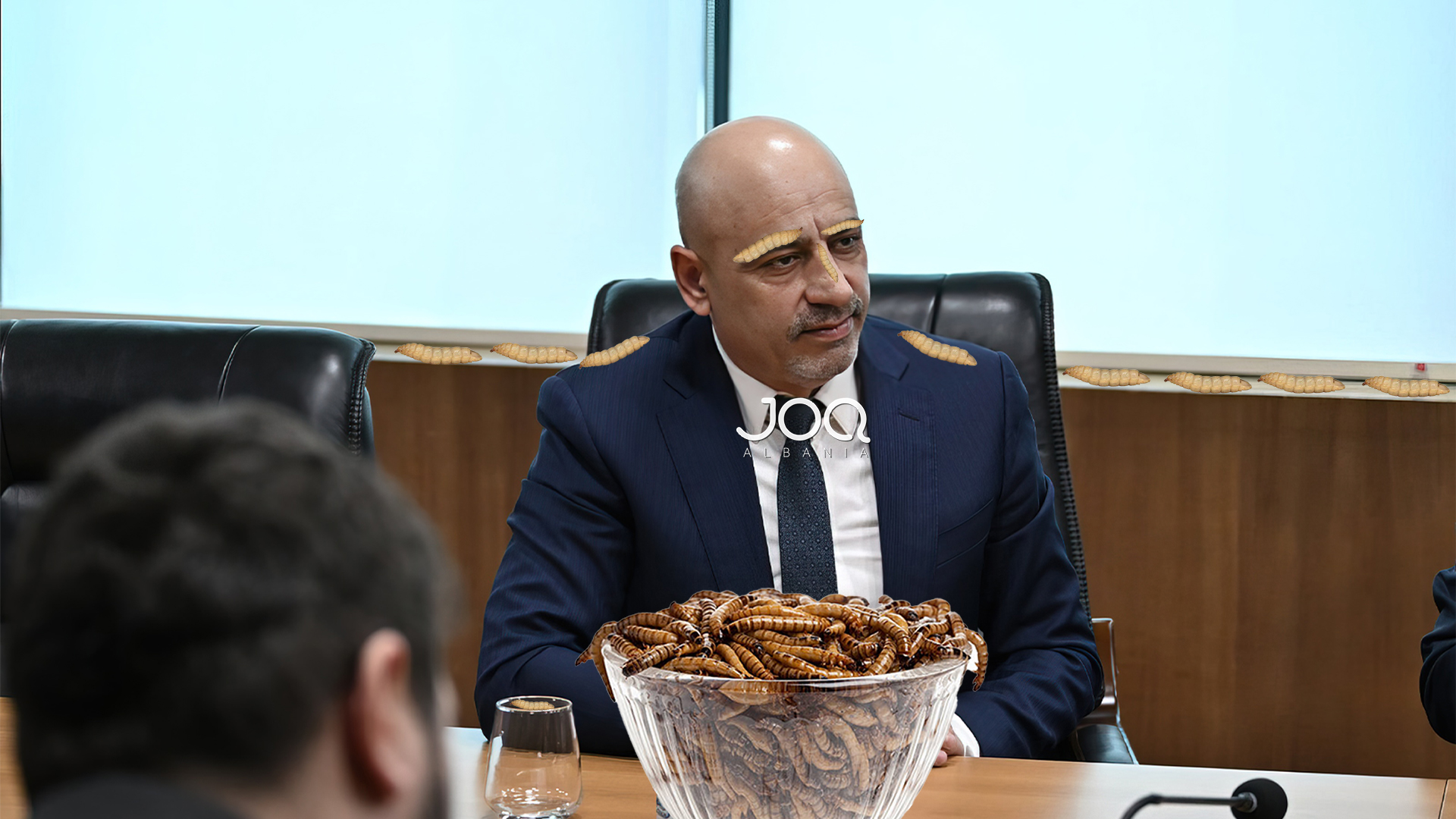 SI SOT  La trupin e të riut të mbulohej nga krimbat  Kush e mbron drejtorin e morgut 