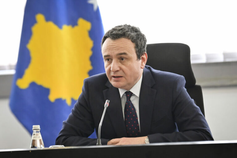 Kurti: Pushteti nuk është privilegj, por përgjegjësi ndaj qytetarëve