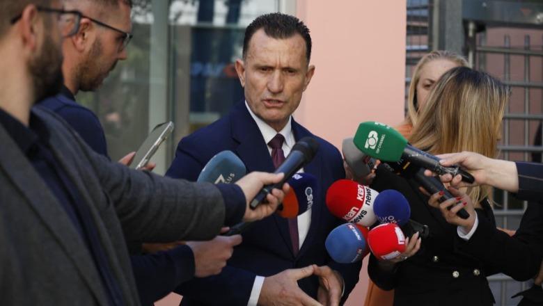 Avokati Cakrani heq dorë nga mbrojtja e ish presidentit