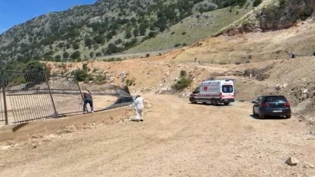 Protesta në Rrjoll kundër resortit të Ulajt  një i lënduar gjatë përplasjes me policinë