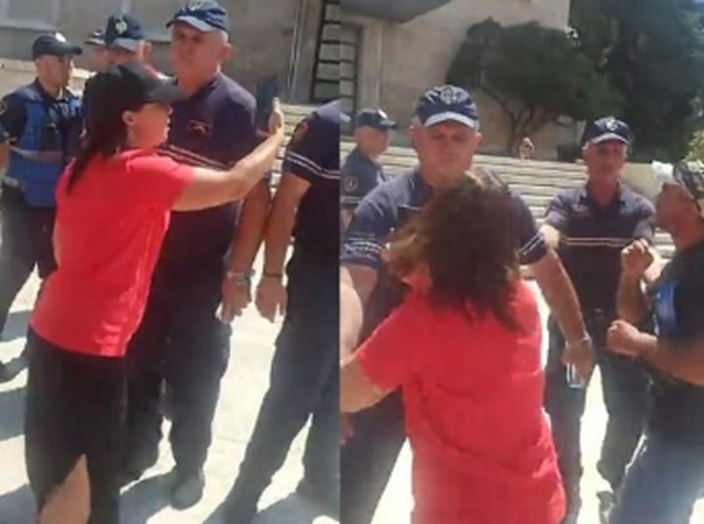 tensione-te-kryeministria-policia-perplaset-me-protestuesit