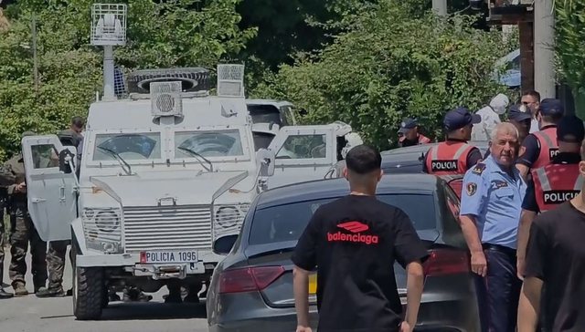 10 plumba në drejtim të shokut për kalçeton, Llani tentoi të vriste dhe një person tjetër