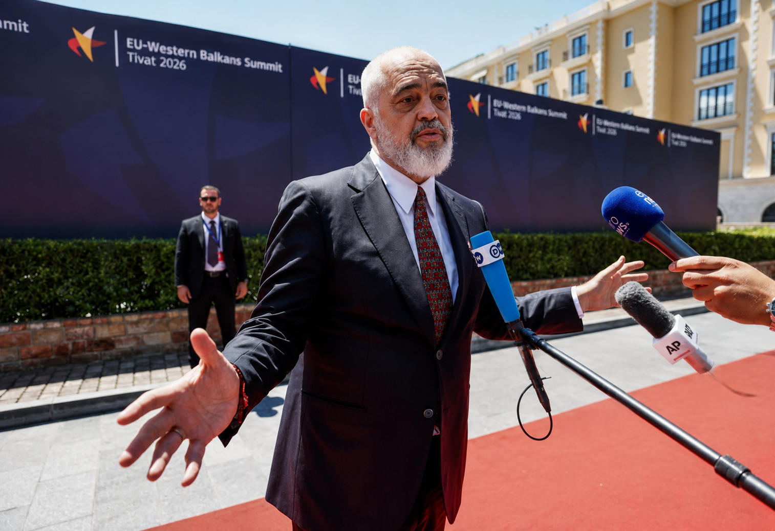 Rama: Pas protestës së Zvërnecit fshihen iranianët