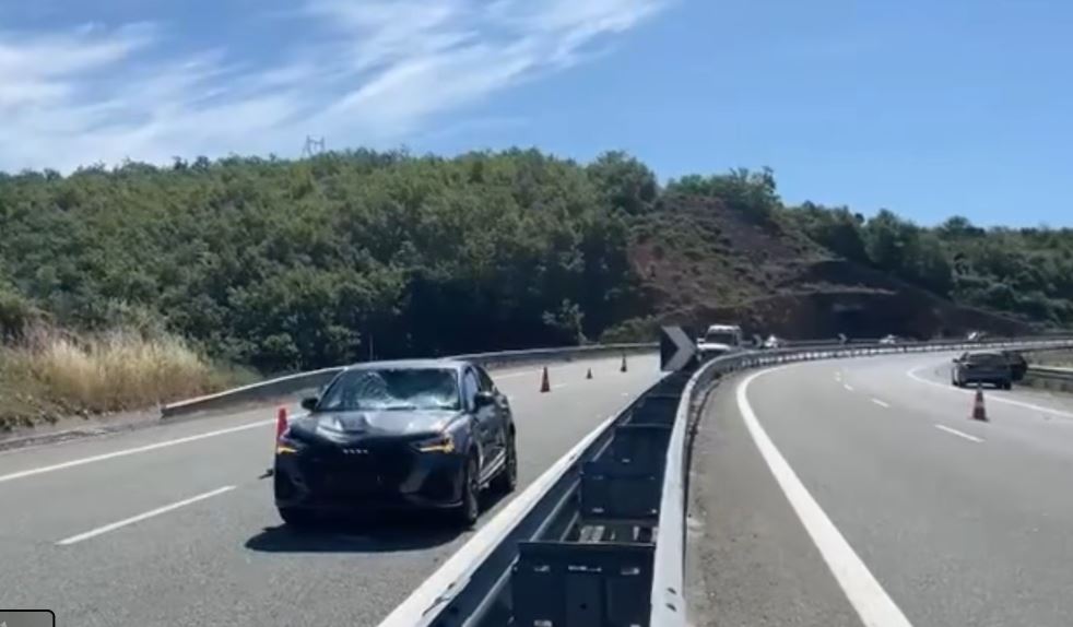 Vdes kosovari që u godit në Rrugën e Kombit, shoferja e dyshuar është nga Kosova