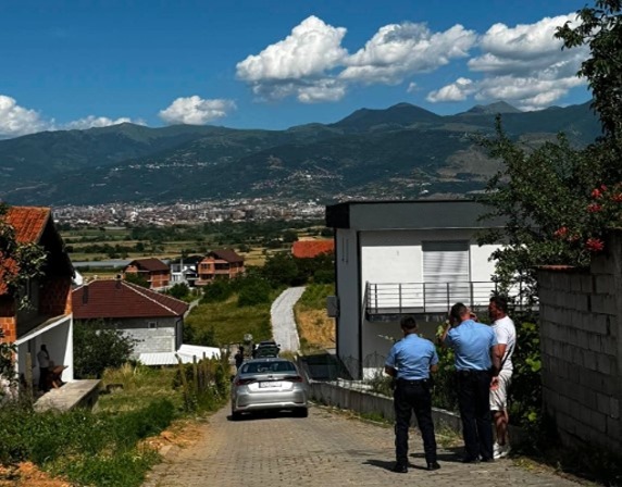 Ky është i arrestuari në rastin e vrasjes në Prizren, që dyshohet se nisi pas mosmarrëveshjes për emërtimin e rrugës