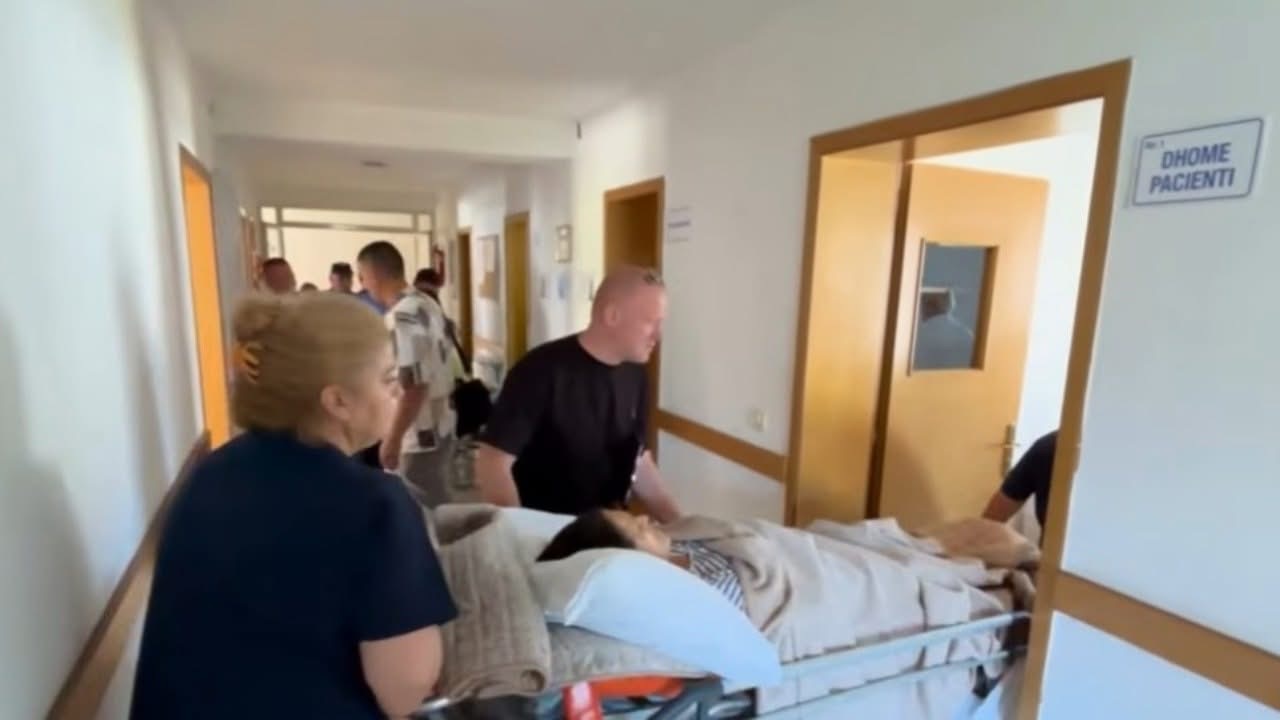 Bëjnë për spital çiftin e të moshuarve pasi denoncuan parcelat me drogë  Policia hodhi pleqtë në turrën e druve  
