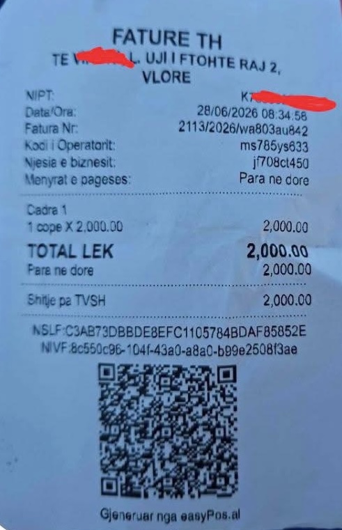 20 mijë lekë çadra në Vlorë