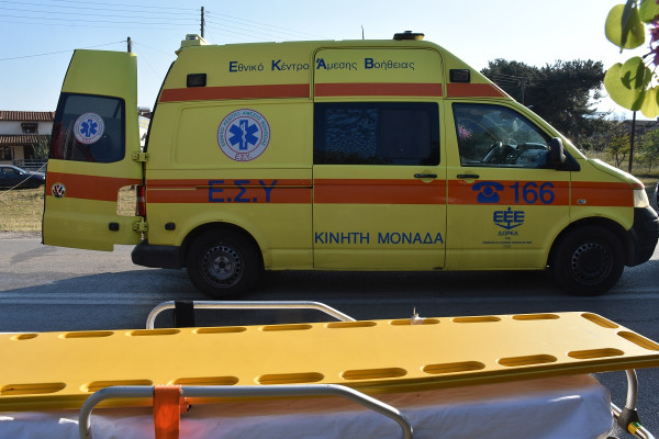 Përmbyset mjeti me pesë të rinj në Kastoria, ndërron jetë 16-vjeçari shqiptar