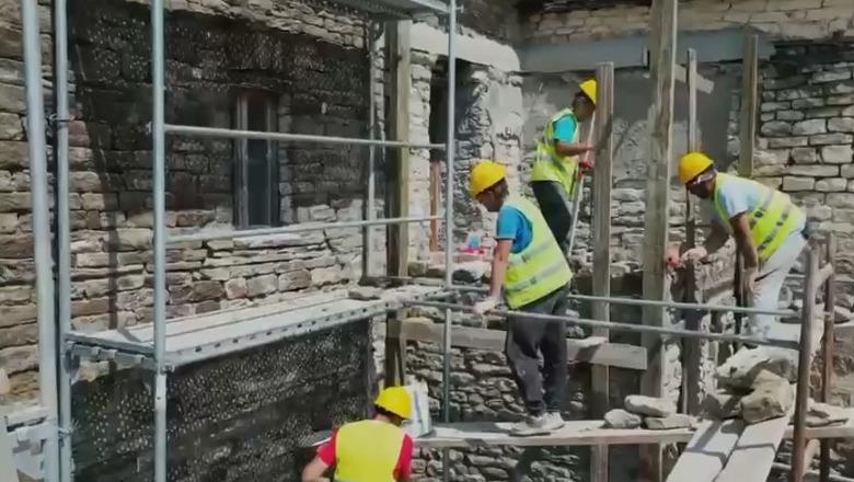U rrëzua nga skela në Teqenë e Koshtanit  45 vjeçari në gjendje kritike për jetën