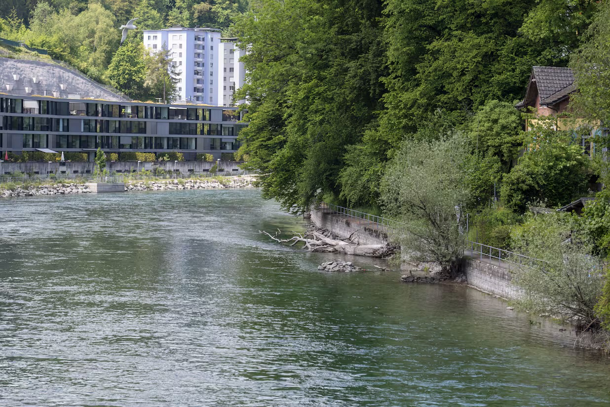 Përmbyset gomonia në lumin Reuss të Zvicrës  zhduket 5 vjeçari shqiptar