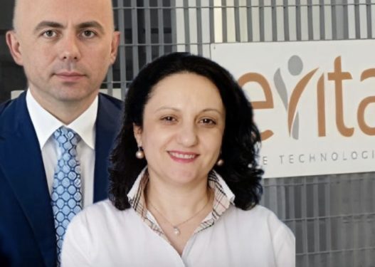 Drejtoresha e QSUT, sekretarja e Allajbeut i jep shefit 1.2 MILIARD LEKË nga paratë e popullit