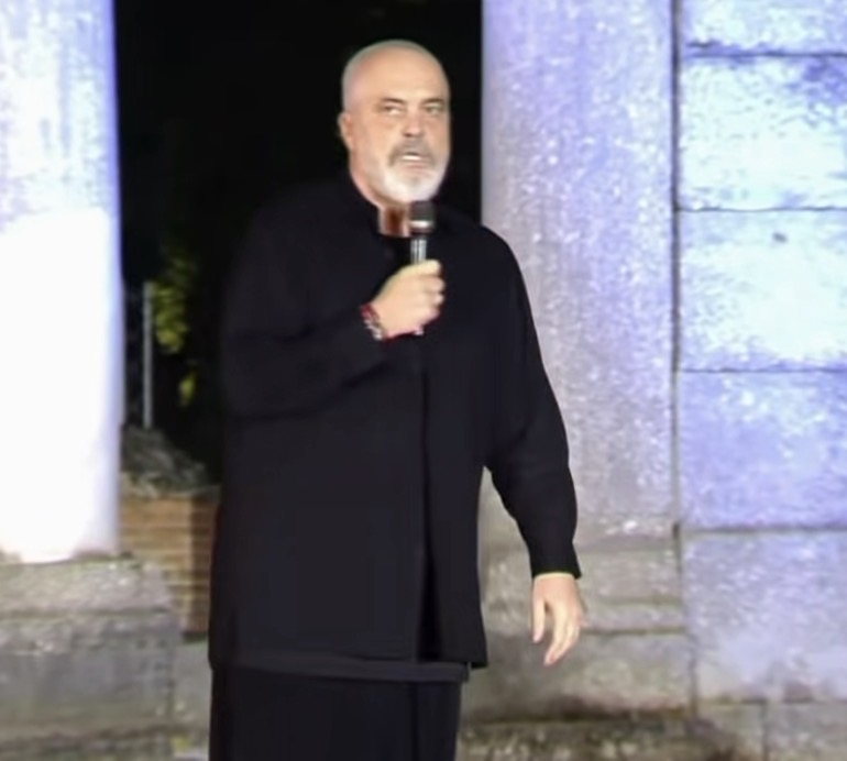 Edi Rama  Të kesh dy b thë  Një ta mbash e një ta çash 