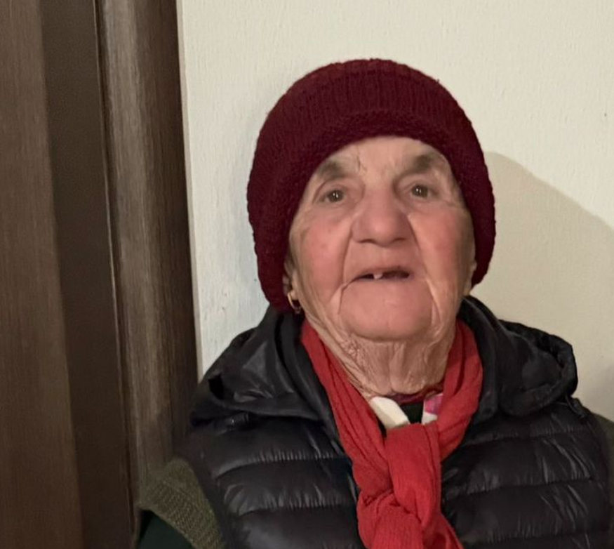Vuan nga skleroza: Zhduket 87-vjeçarja nga Elbasani, familja kërkon ndihmë për ta gjetur