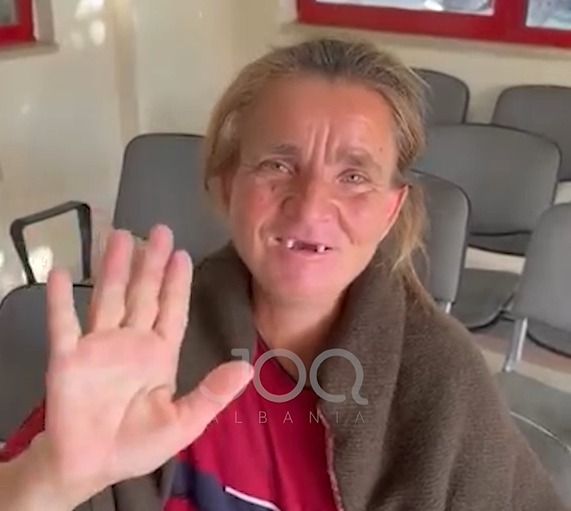 Identifikohet zonja e humbur në Tiranë, do të rikthehet në banesën e saj në Kavajë