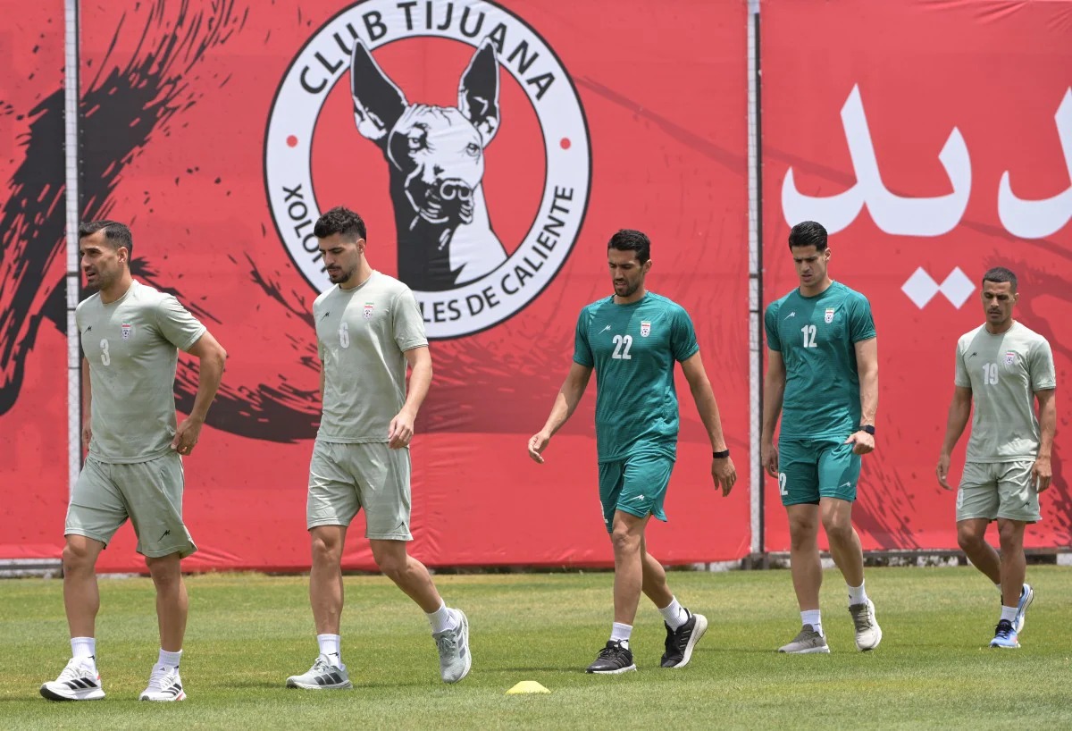 Botërori 2026  Gjendet një trup i pajetë me shenja dhune pranë kampit stërvitor të Iranit