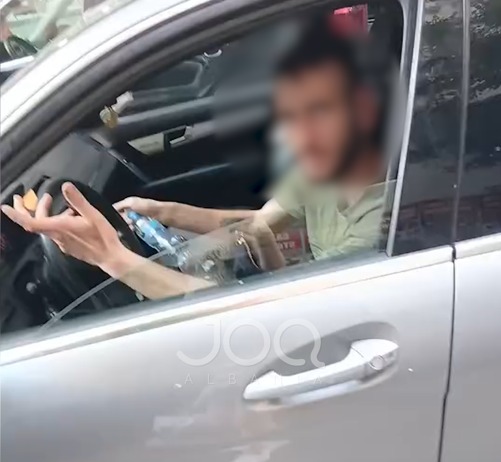 16 vjeçarja denoncon djalin me Benz  Më shkeli syrin dhe më ndoqi me makinë