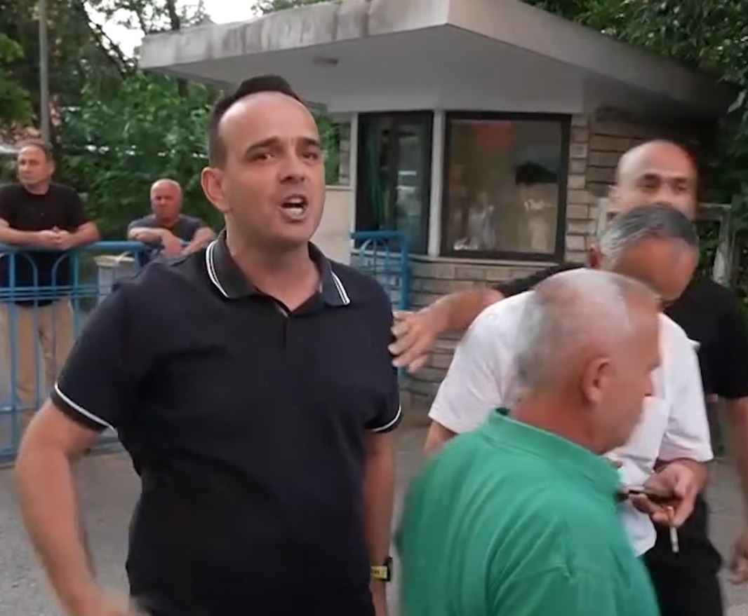  Rama n burg  Berisha n burg   demokrati s duron thirrjet dhe shan protestuesit