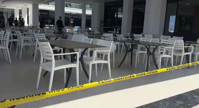 Pamje nga lokali ku krisi arma mes të rinjve në Shëngjin