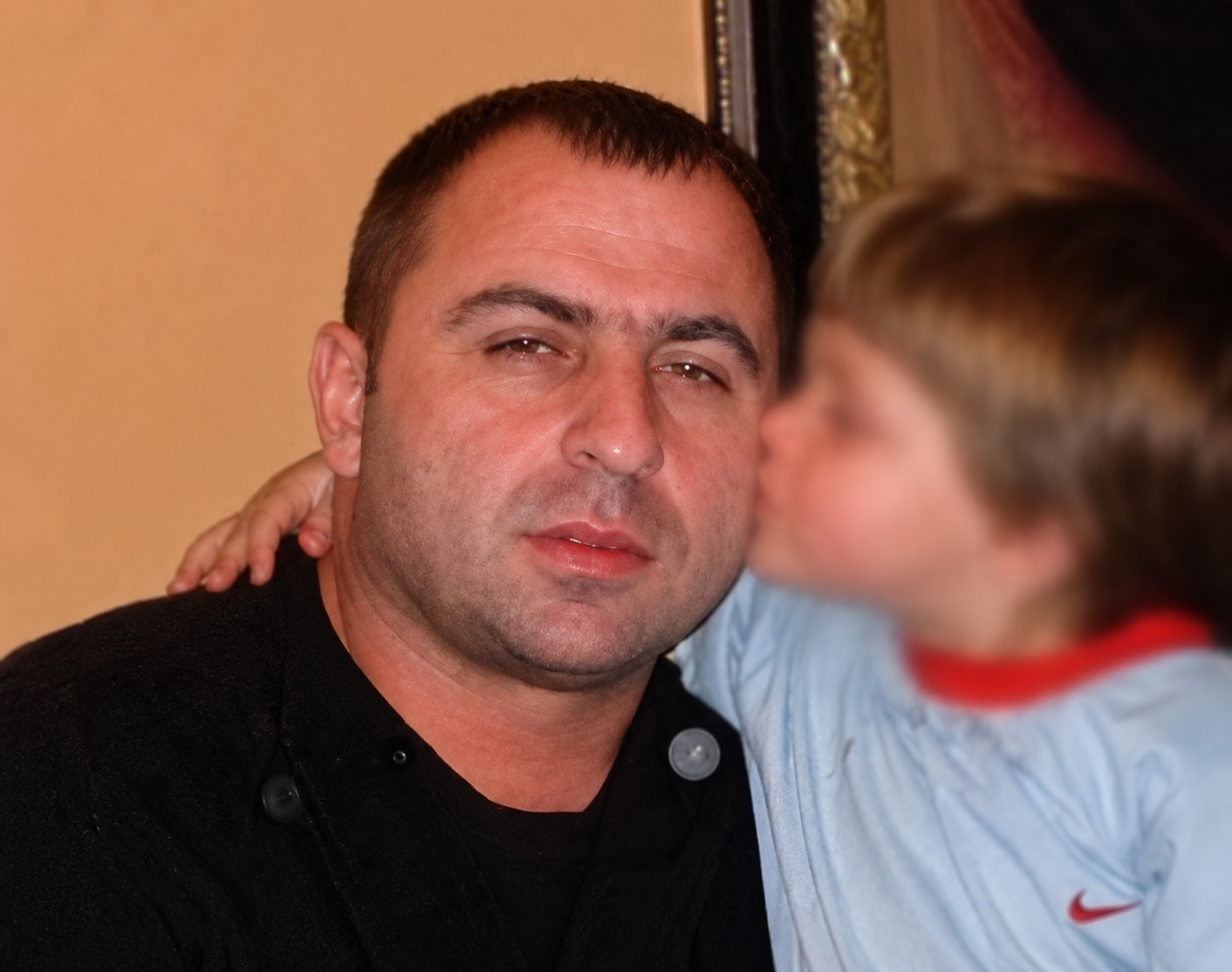 Dyshohet se pastronte paratë e grupit të Koçekut  vetëdorëzohet nipi i Mirit të Xhikes