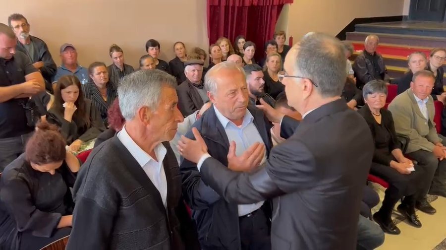  E latë vendin në dorë të kriminelëve   familjarët e Enea Mekollit i kërkojnë llogari Begajt