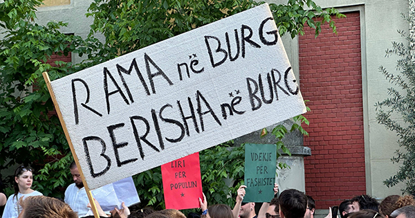  Rama në burg  Berisha në burg   qytetarët mesazh të prerë politikës