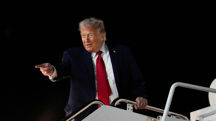 Trump  SHBA do ta godasë Iranin shumë fort sonte