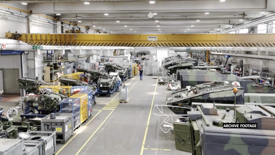 mercedes-i-hyn-ne-industrine-e-mbrojtjes-kontrate-1-miliard-euro-per-prodhimin-e-droneve