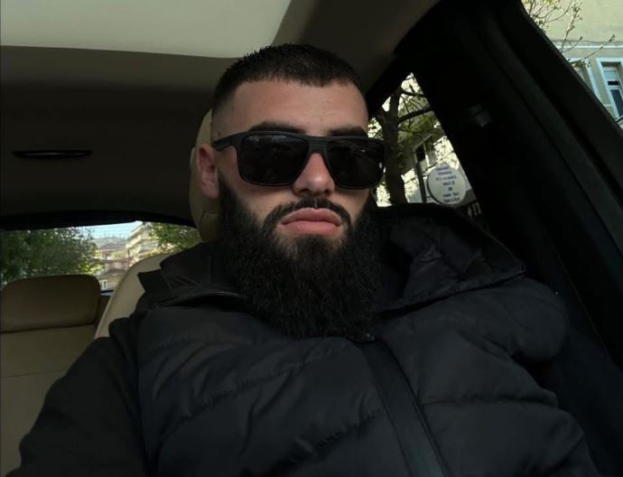 Nikolla Agolli autori që plagosi problematikun e Pogradecit  Brian Syzo