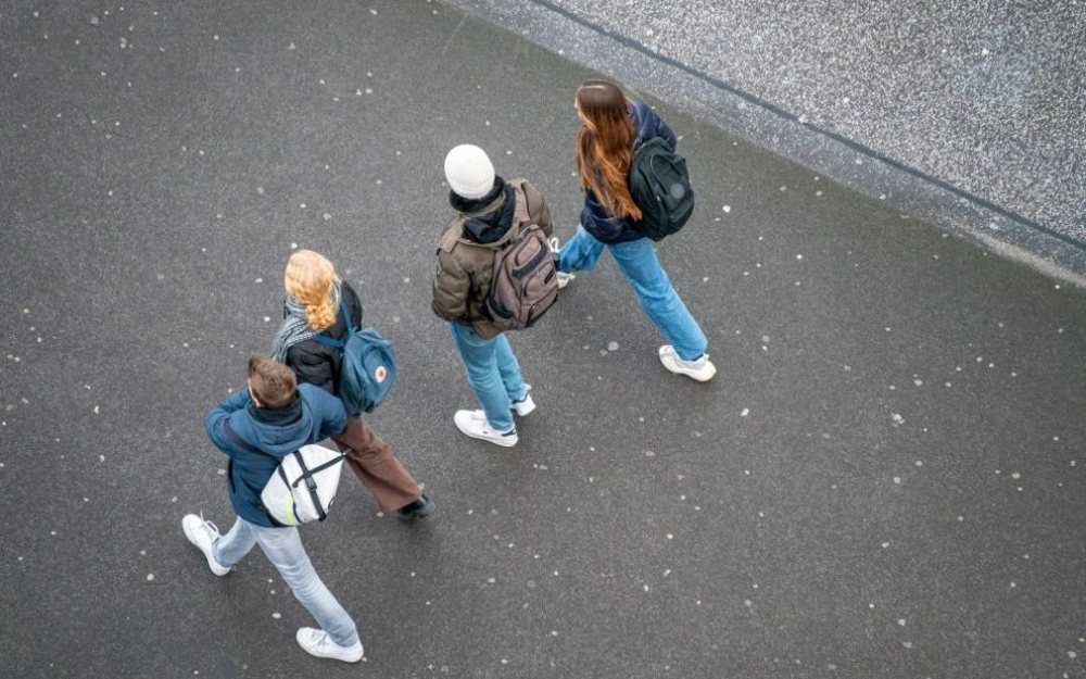 Një në pesë të rinj në Shqipëri nuk shkojnë as në punë dhe as në shkollë