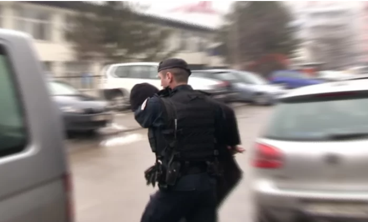 Këta janë dy serbët e arrestuar për krime lufte në Kosovë