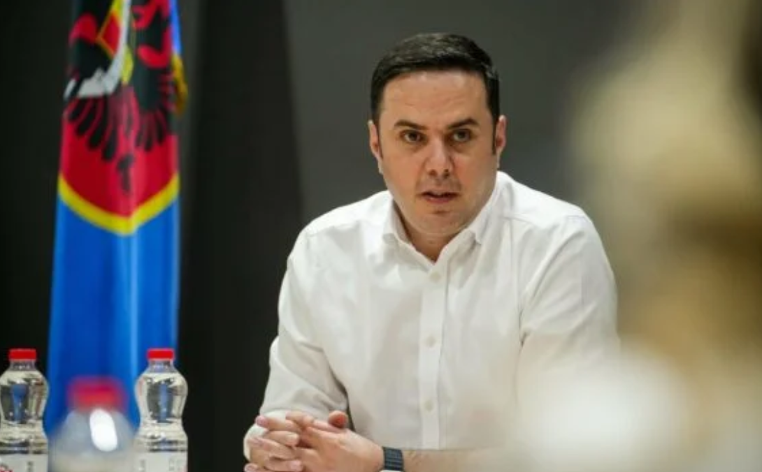 Nisma për shkarkimin e tij, Abdixhiku tërhiqet nga negociatat për formimin e institucioneve