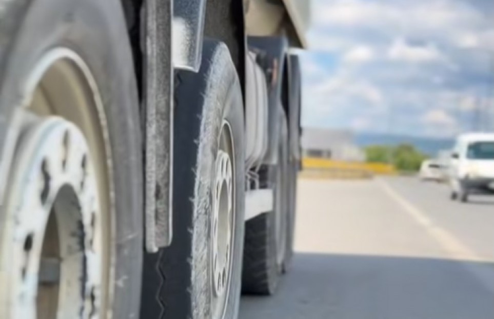 Shtohen kontrollet për mjetet e rënda, mbi 13 mijë euro gjoba për mbingarkesa