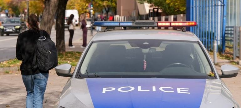 Djali rrah babanë dhe vëllanë në Prishtinë