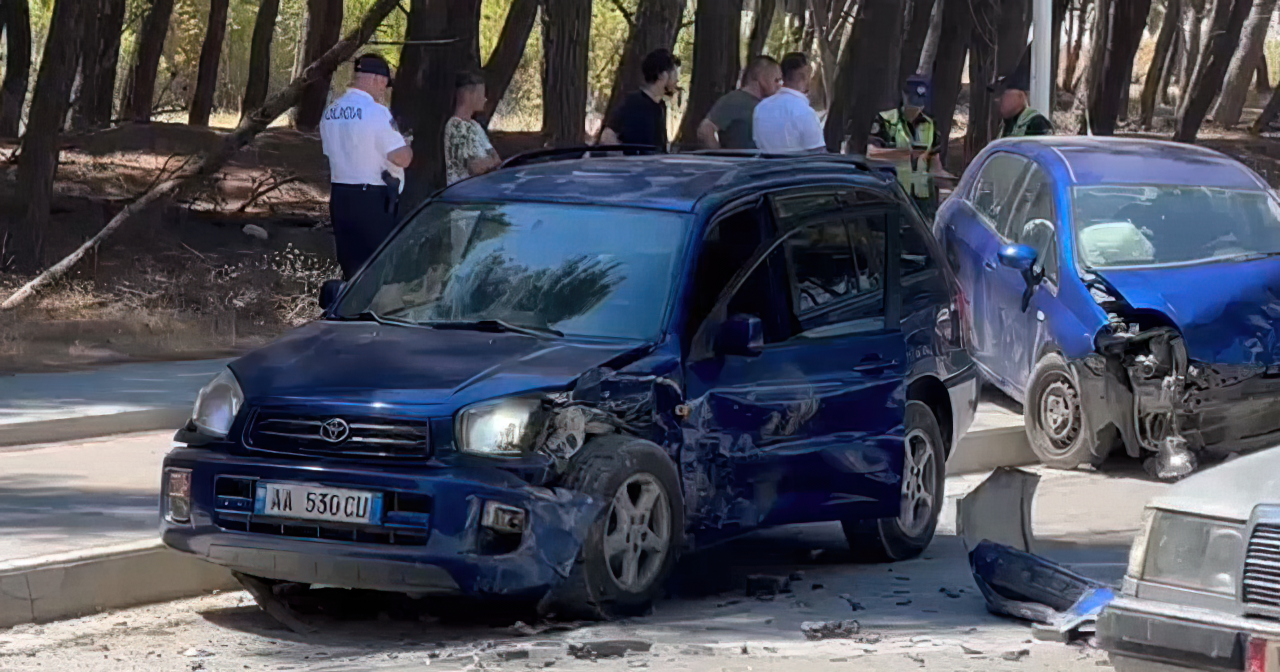 Aksident në Vlorë  dy vajza plagosen rëndë