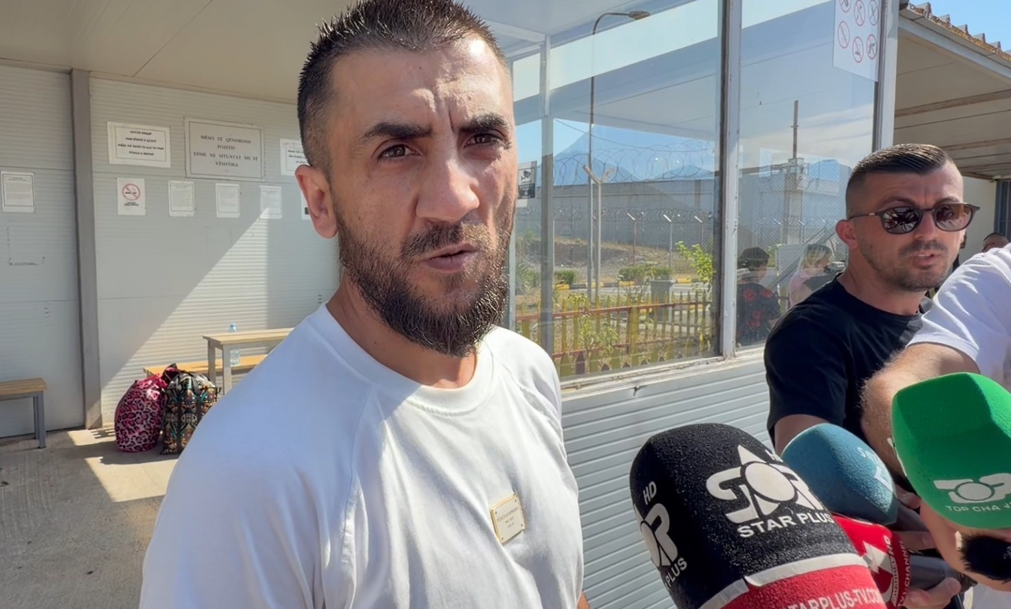 I dënuari për drogë: Krenar për burgun, më mësoi të ik nga Shqipëria