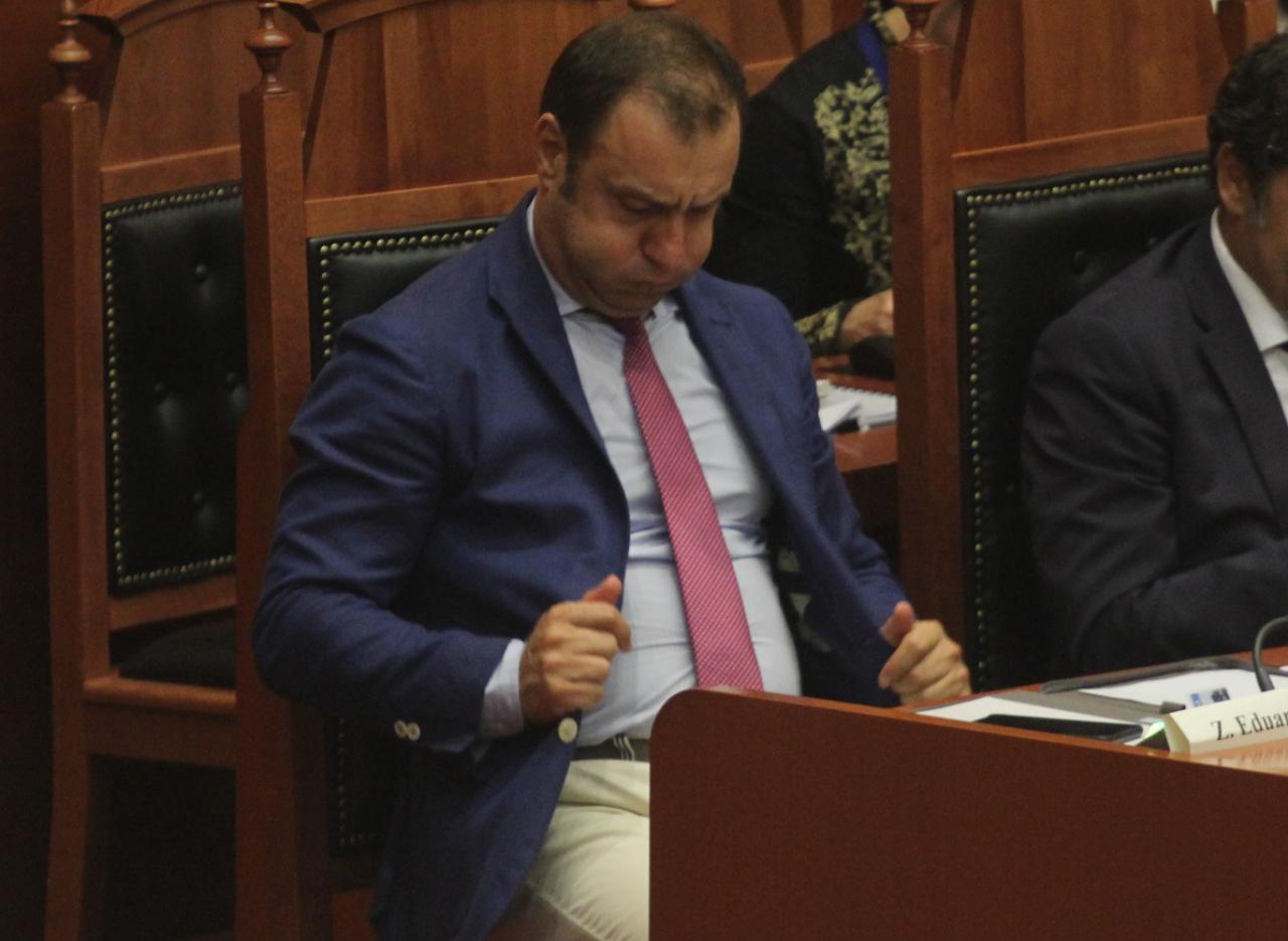 do-vjedh-me-lezet-jo-si-keta-shalsi-nga-0-ne-miliona-euro-pasuri-te-paluajtshme
