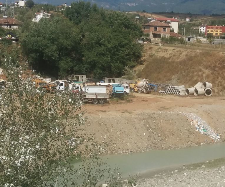 Ishëm Erzeni dhe Semani  lumenjtë më të ndotur në Shqipëri gjatë vitit 2025